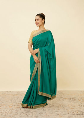 Teal Green Saree with Geometrical Patterned Borders image number 3